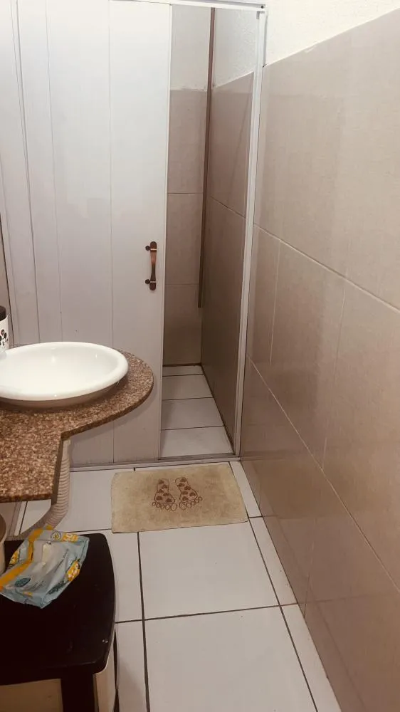 Casa na Massagueira, 3 quartos, 1 garagem coberta, 2 banheiros, 2 salas, cozinha e quintal