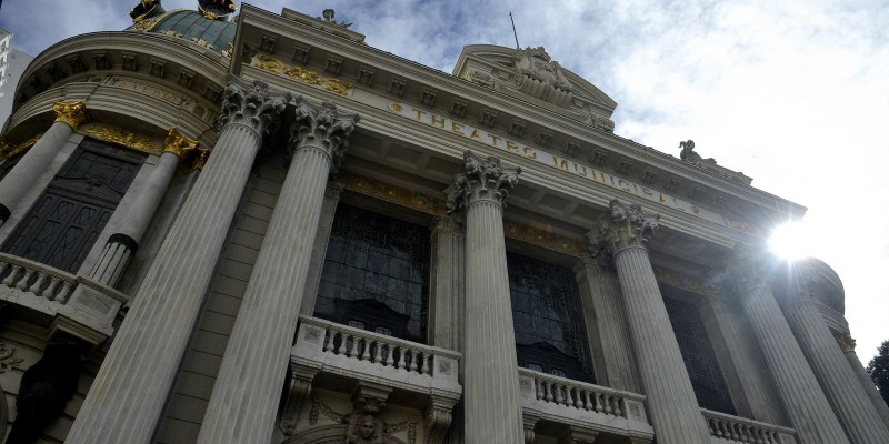 Theatro Municipal do Rio revela ao público seus bastidores