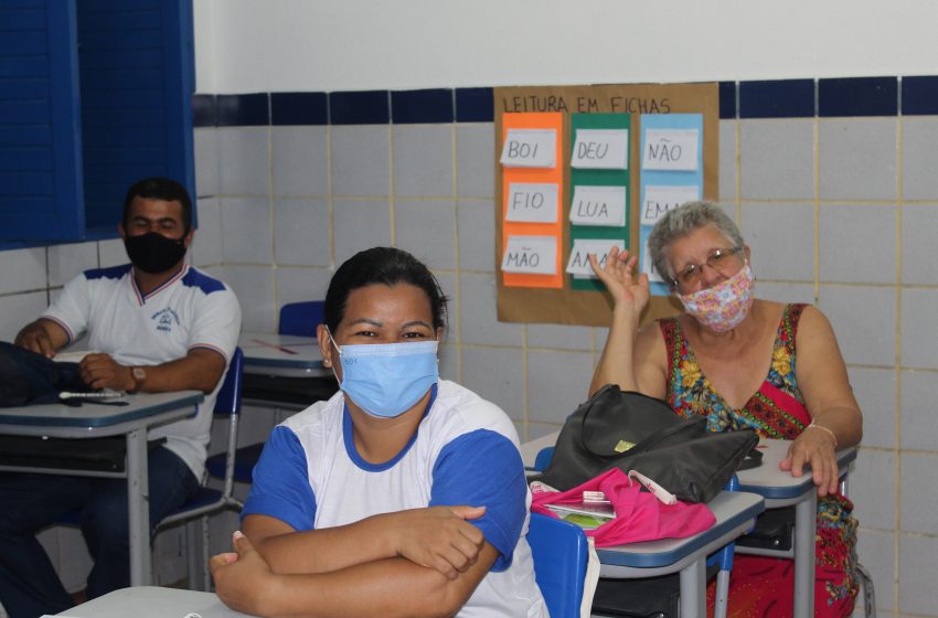 Maceió: Matrículas para a Educação de Jovens, Adultos e Idosos já estão abertas