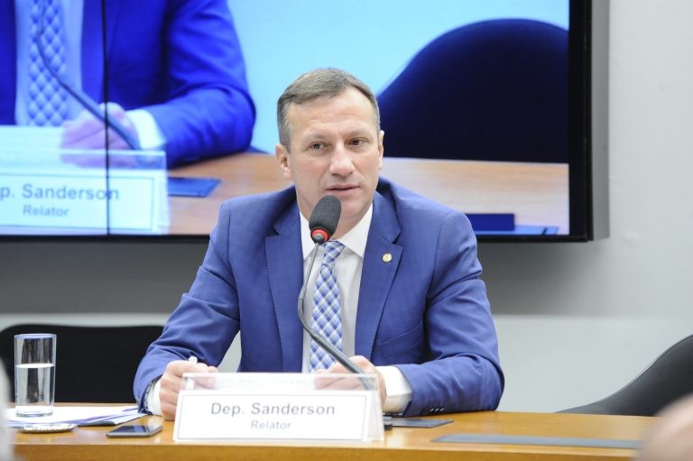 Sanderson: líder religioso exerce suas atividades em prol da fé - (Foto: Gustavo Sales/Câmara dos Deputados)