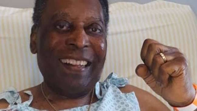 Pelé teria tumor no intestino, fígado e pulmão, diz ESPN Brasil