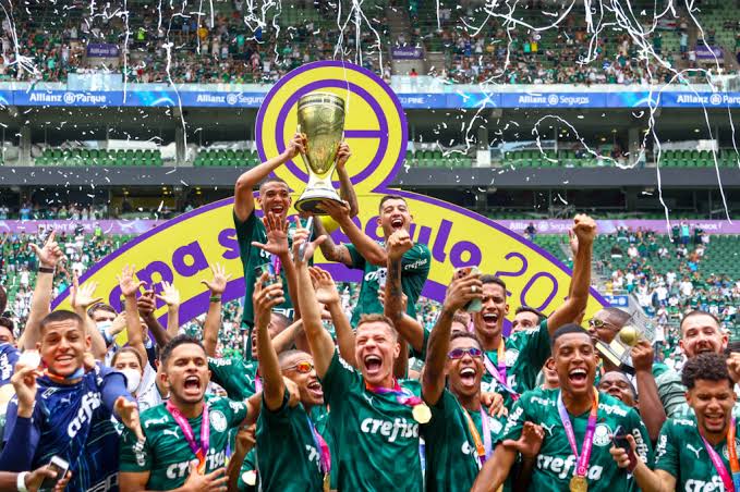 Palmeiras conquista título inédito