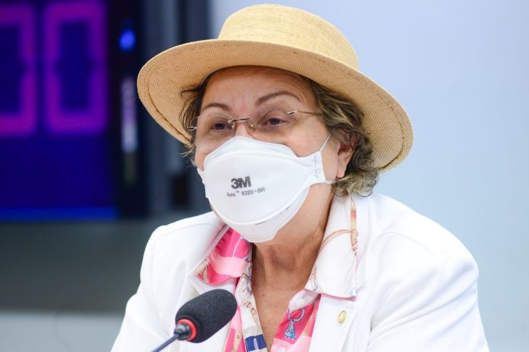 Tereza Nelma: é preciso sensibilizar os parlamentares que precisarão referendar a adesão ao acordo - (Foto: Billy Boss/Câmara dos Deputados)