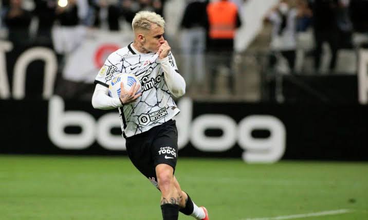 Corinthians vence São Bernardo, na Neo Química Arena.