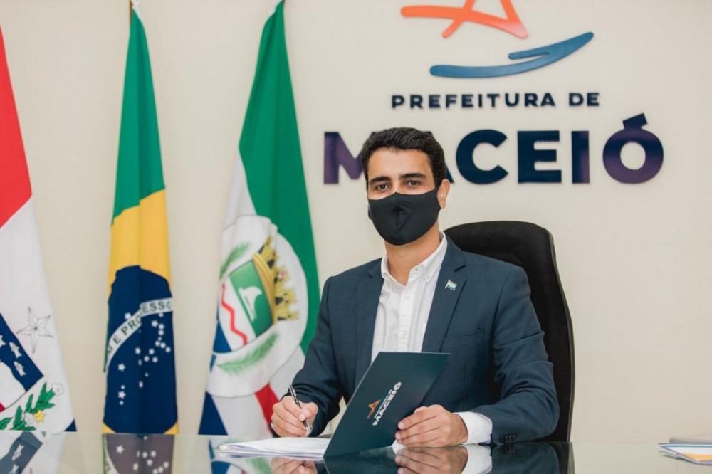 O prefeito de Maceió, JHC, lança, às 9h desta sexta-feira (18), o programa Esporte Além das Fronteiras