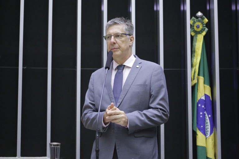 Guiga Peixoto: 