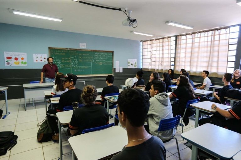 Comissão analisa propostas que tratam do Sistema Nacional de Educação - (Foto: Jaelson Lucas/AEN)