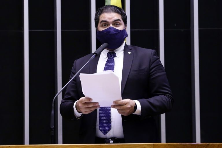 Newton Cardoso Jr apresentou substitutivo ao texto original - (Foto: Cleia Viana/Câmara dos Deputados)