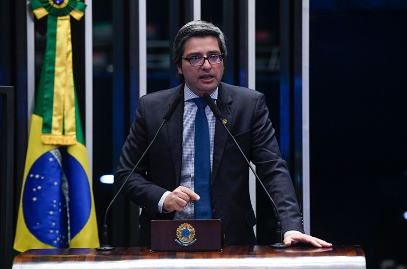 O senador Carlos Portinho informou que o plano de trabalho deve prever uma visita da comissão a Petrópolis, na próxima quinta-feira - Jefferson Rudy/Agência Senado