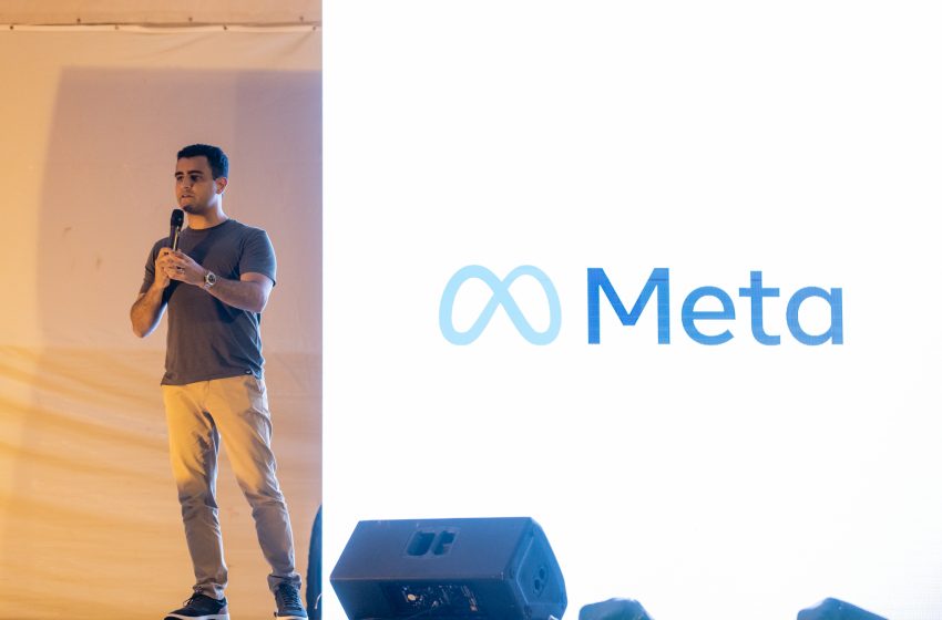 Prefeito JHC destacando, durante o evento da Meta, sobre as potencialidades que a inclusão digital vai gerar na região lagunar de Maceió. Foto: Edvan Ferreira / Secom Maceió