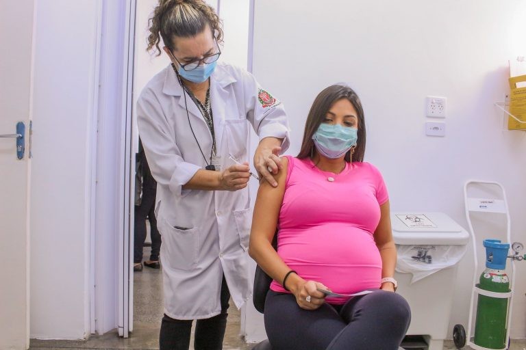 Especialistas consideraram cobertura vacinal insuficiente para garantir segurança às gsstantes - (Foto: GovSP)