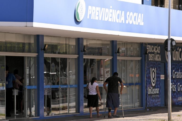 Texto prevê pagamento extra a peritos que realizar exames além da meta - (Foto: Jefferson Rudy/Agência Senado)