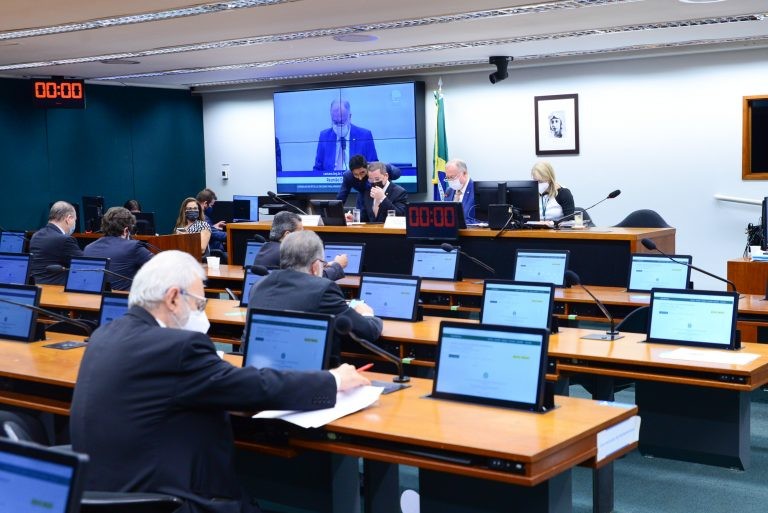 Listas de deputados que poderão ser relatores foram sorteadas hoje - (Foto: Billy Boss/Câmara dos Deputados)