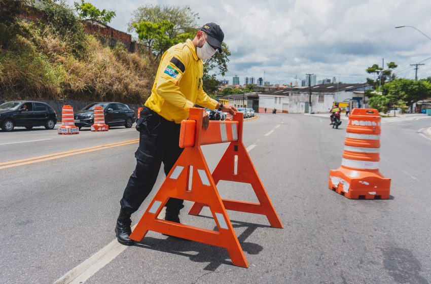 Equipes da SMTT vão garantir segurança viária de pedestres e controle do trânsito. Foto: SMTT