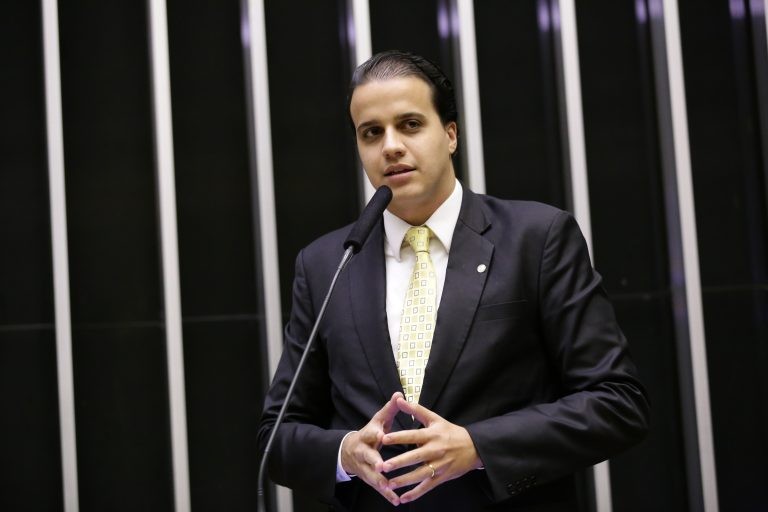 Gonzalez: medida traria custos para o prestador do serviço e teria impacto nas tarifas - (Foto: Michel Jesus/ Câmara dos Deputados)