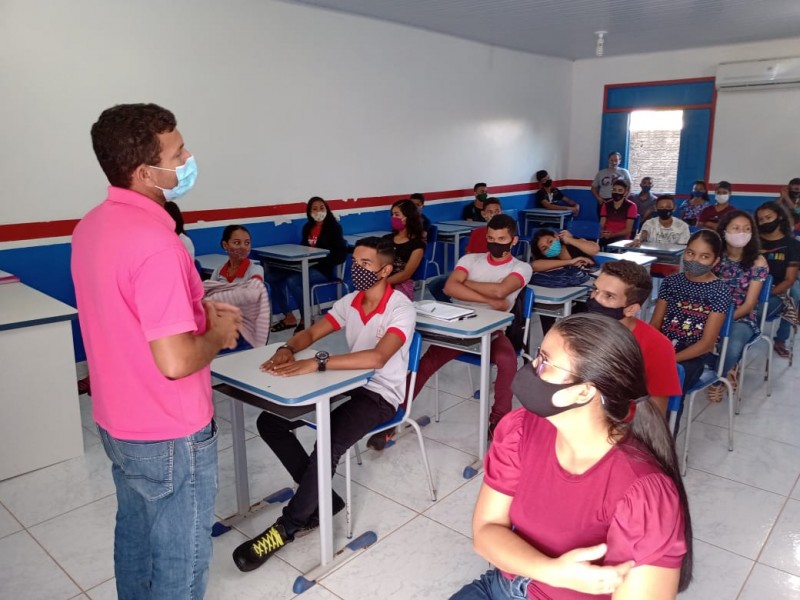 educação ambiental ao município de Boca do Acre