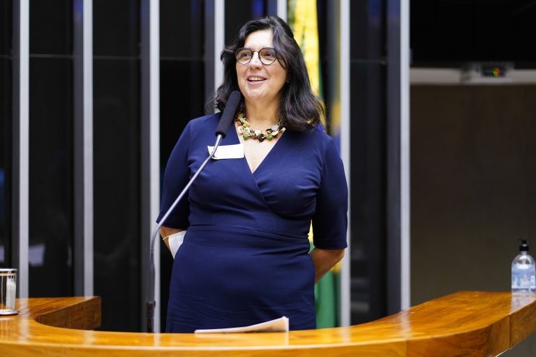 Regina Cavini: 