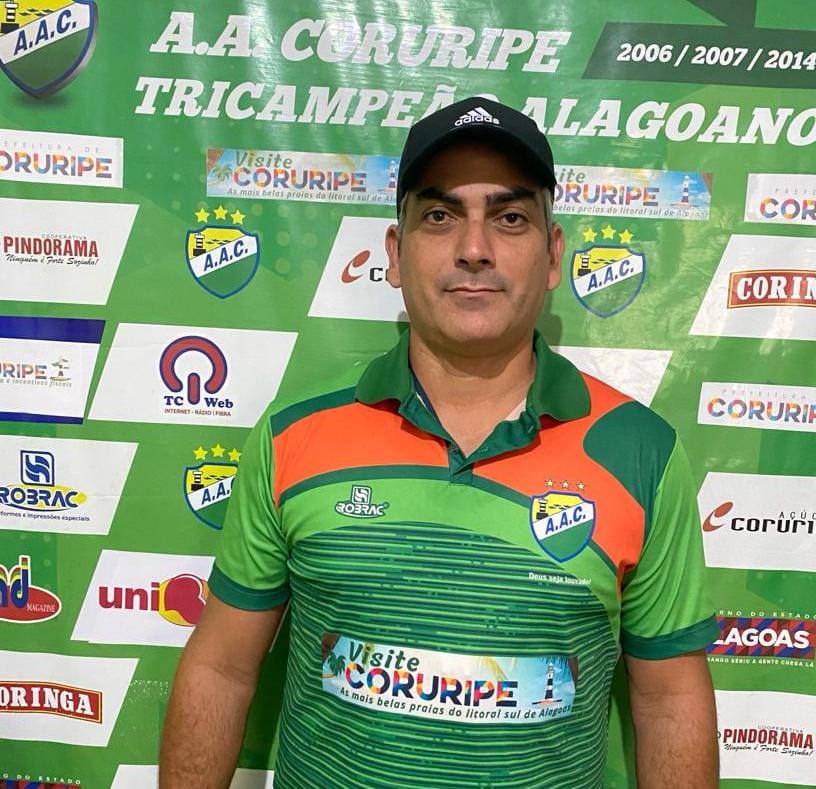 Com menos de um mês de clube, Luis Carlos Cruz não treina mais o Coruripe