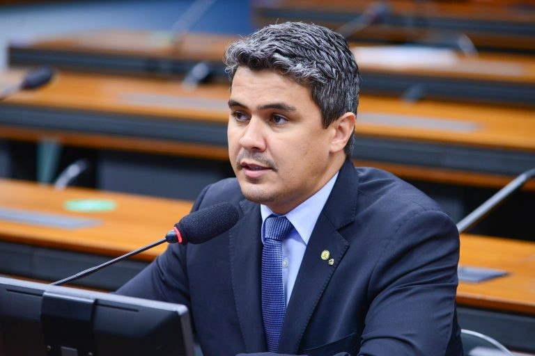 Garcia: muitas vezes, a reinserção da pessoa na comunidade não é possível - (Foto: Billy Boss/Câmara dos Deputados)