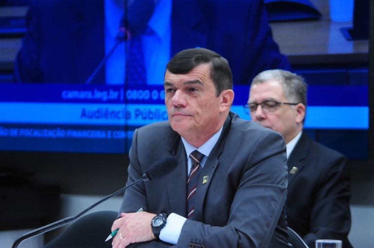 Paulo Sérgio afirmou que há protocolo clínico para o tratamento de outras doenças com o medicamento - (Foto: Billy Boss/Câmara dos Deputados)