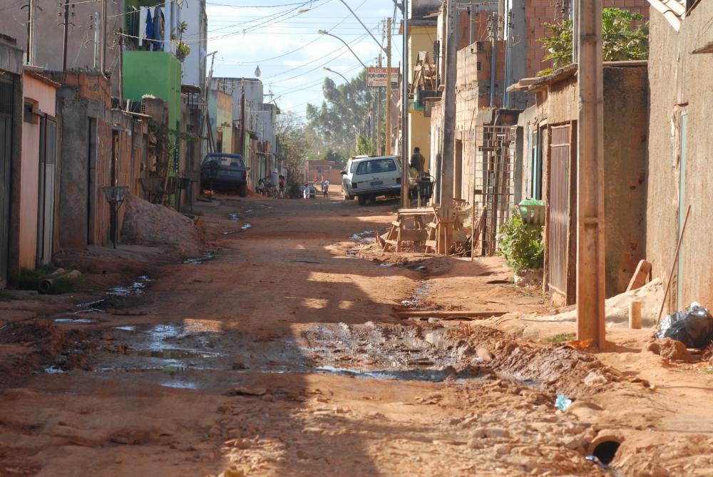 IBGE: Alagoas possui quase metade da população abaixo da linha da pobreza