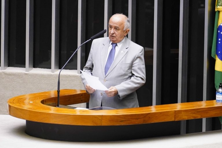 Júlio Cesar, relator do projeto de lei - (Foto: Pablo Valadares/Câmara dos Deputados)