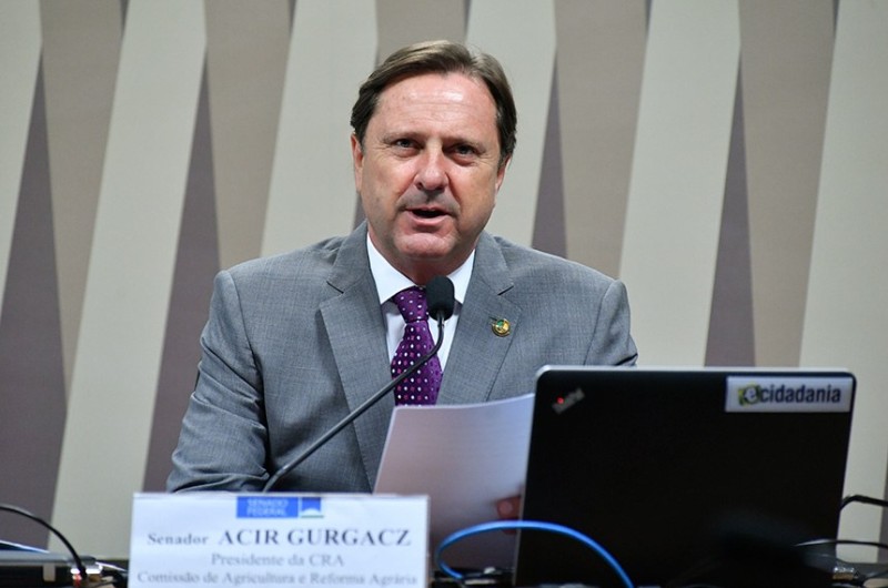 Acir Gurgacz é o presidente da CRA e o relator do projeto em pauta nesta quinta - Pedro França/Agência Senado