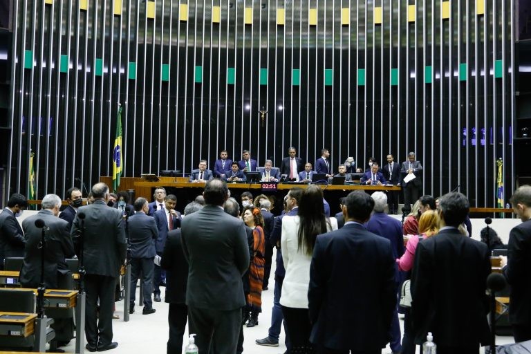 Plenário aprovou 54 projetos de lei e 33 medidas provisórias - (Foto: Elaine Menke/Câmara dos Deputados)