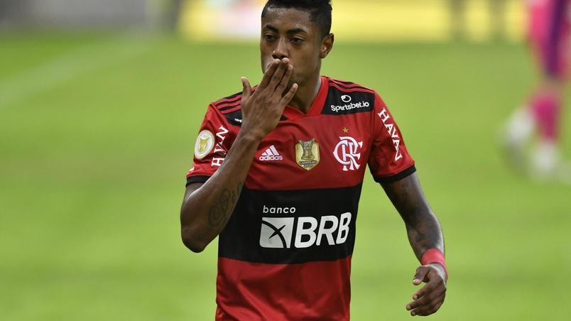 Com show de Bruno Henrique, Fla goleia o São Paulo e quebra tabu