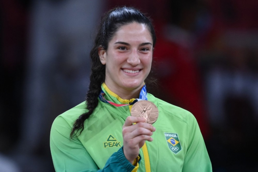 Bronze! Mayra Aguiar bate sul-coreana no judô e faz história nos Jogos Olímpicos