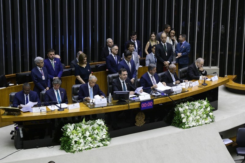 Rodrigo Pacheco abriu a sessão solene pelo Bicentenário da Independência - Agência Senado