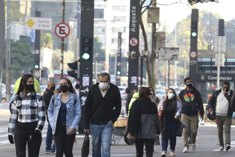São Paulo tem manhã chuvosa e instabilidade permanece ao longo do dia