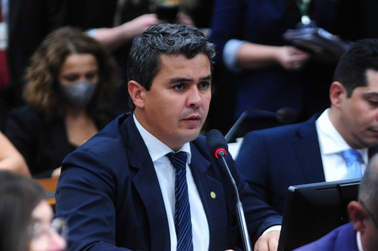 Diego Garcia: as ações, hoje, ocorrem isoladas uma das outras - (Foto: Billy Boss/Câmara dos Deputados)