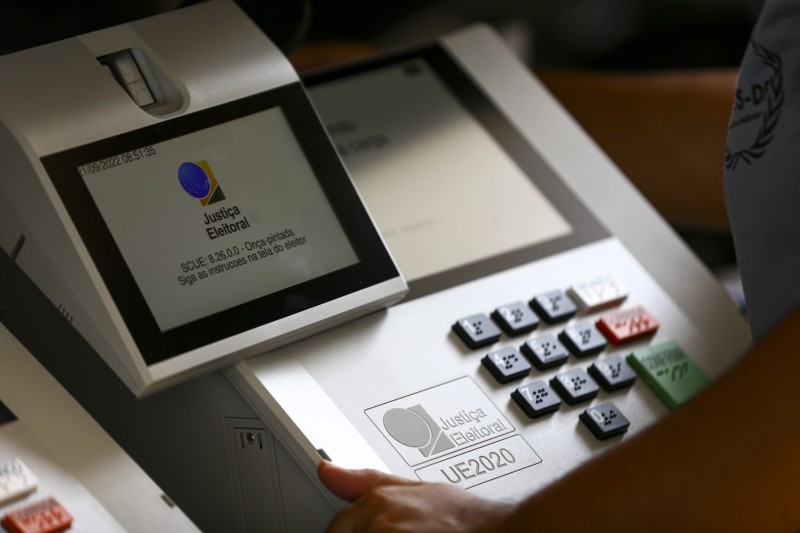 PL pede ao TSE para manter verificação de urnas do segundo turno