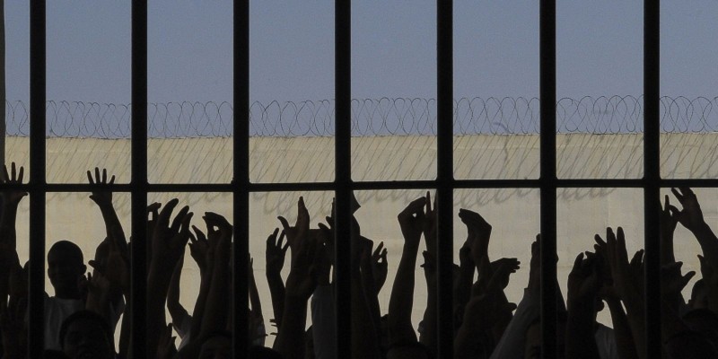Pandemia: levantamento mostra permanência indevida de presos na cadeia