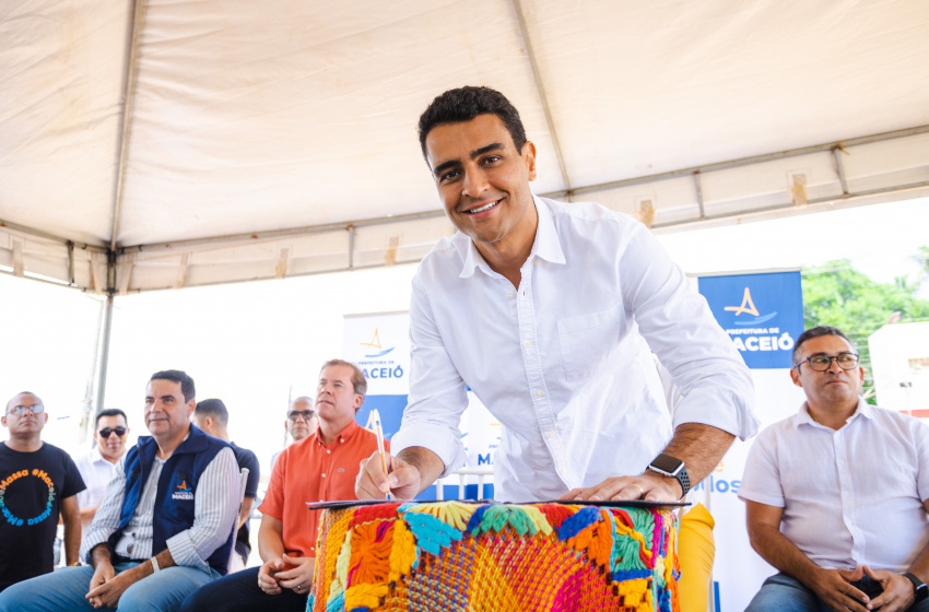 Prefeito JHC autoriza investimentos em infraestrutura para a região da Santa Amélia. Foto: Jonathan Lins / Secom Maceió