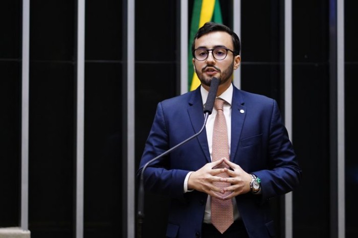 O autor da proposta, deputado Lula da Fonte - (Foto: Pablo Valadares/Câmara dos Deputados)