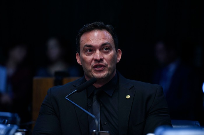 Styvenson Valentim pede intervenção das Forças Armadas no Rio Grande do Norte