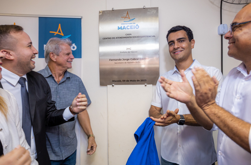 Prefeito JHC inaugura Centro de Atendimento Socioassistencial, no Centro