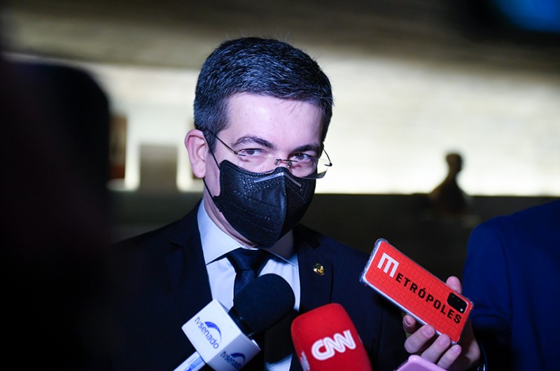 Senador Randolfe Rodrigues (REDE-AP) foi um dos articuladores da visita ao ministro Alexandre de Moraes - Edilson Rodrigues/Agência Senado