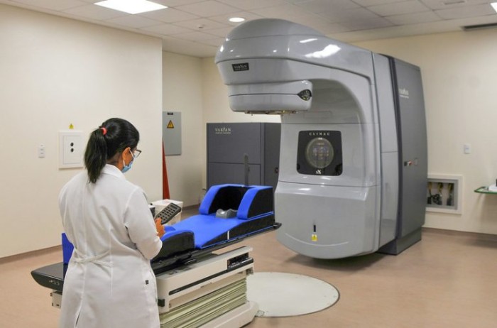 Deputado quer saber quantidade e condições dos equipamentos de radioterapia no País - (Foto: Acácio Pinheiro/Agência Brasília)
