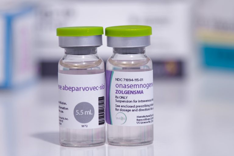 Zolgensma é pioneiro no tratamento genético da atrofia muscular espinhal - (Foto: Depositphotos)