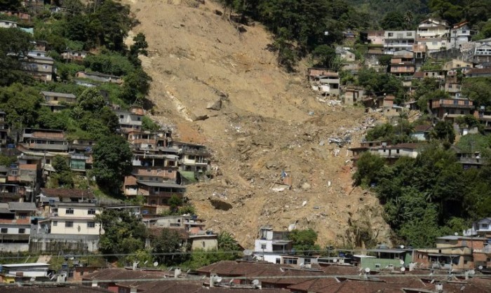 Cerca de 4 milhões de pessoas vivem em áreas de risco, segundo o Serviço Geológico do Brasil - (Foto: Tomaz Silva/Agência Brasil)