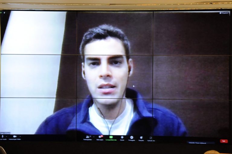 Tiago Mitraud pode apresentar outro relatório à proposta - (Foto: Gustavo Sales/Câmara dos Deputados)
