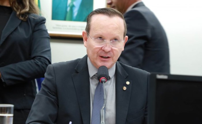 Márcio Honaiser recomendou a aprovação da proposta - (Foto: Mario Agra / Câmara dos Deputados)