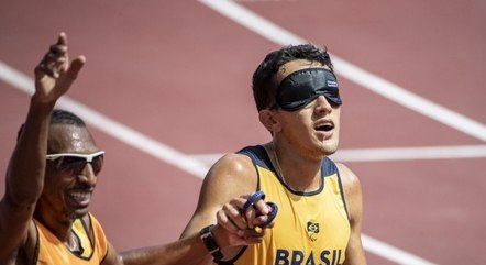 Yeltsin Jacques ganha o centésimo ouro do Brasil em Paralimpíadas