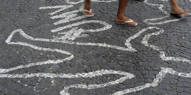 Negro tem 2,6 vezes mais chances de ser assassinado no Brasil