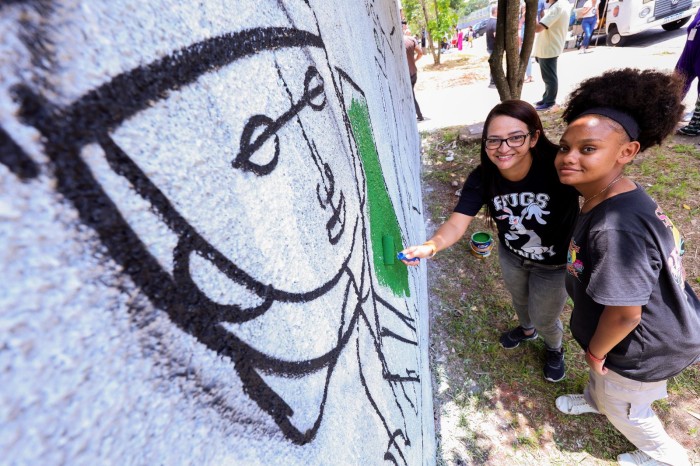 O concurso foi aberto para a participação de todos os estudantes das escolas da região e recebeu 51 inscrições