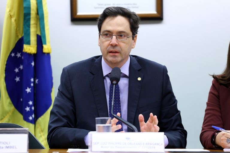 Deputado Luiz Philippe apresentou parecer favorável - (Foto: Vinicius Loures/Câmara dos Deputados)
