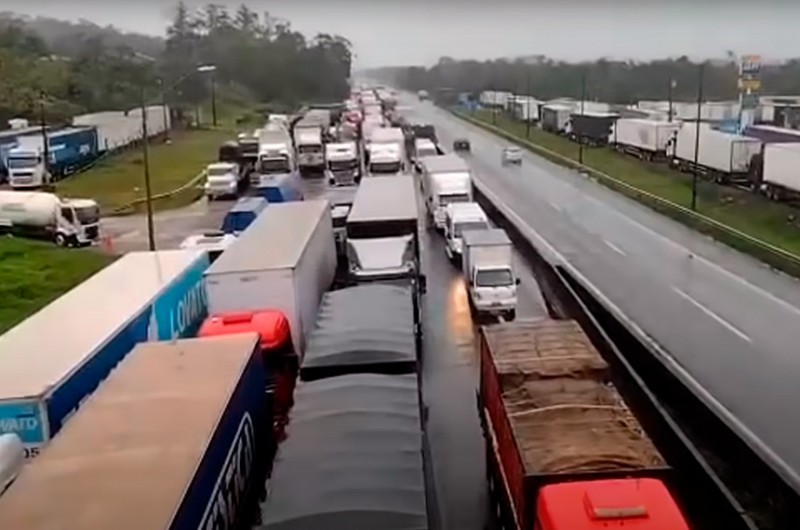 O DT-e vai unificar mais de 30 documentos necessários à autorização dos serviços de transporte de cargas - Reprodução/Domínio Rural